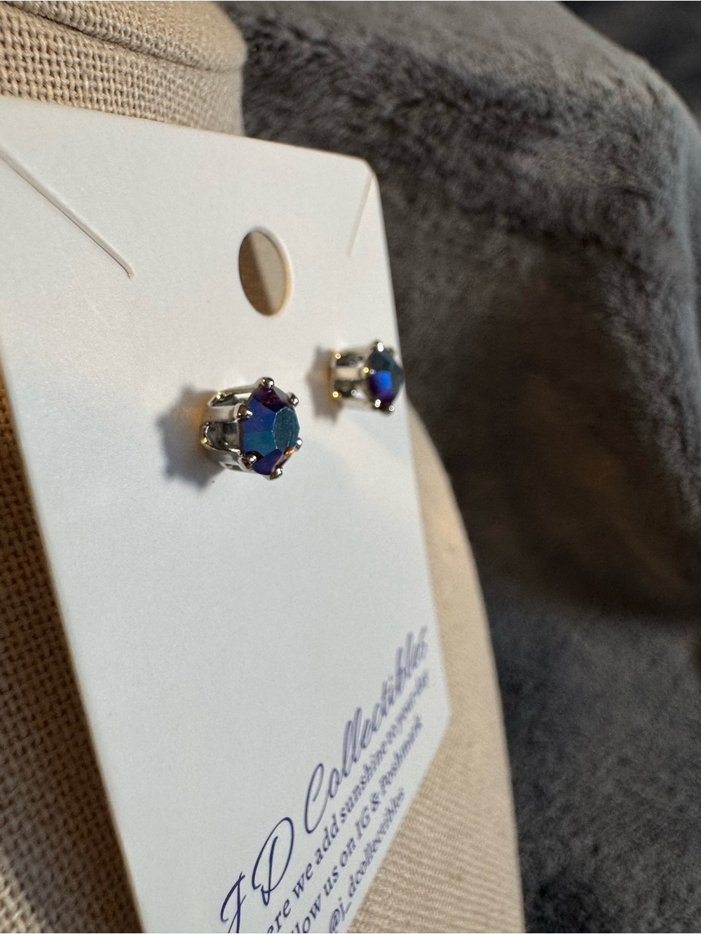 Swarovski Crystal Elements Blue and Green Iridescent Stud, Six Silver Prongs - Picture 3 of 3